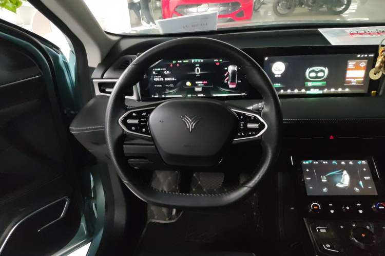 Used NETA U 2021 Pro 500 Lunar Edition Steering Wheel