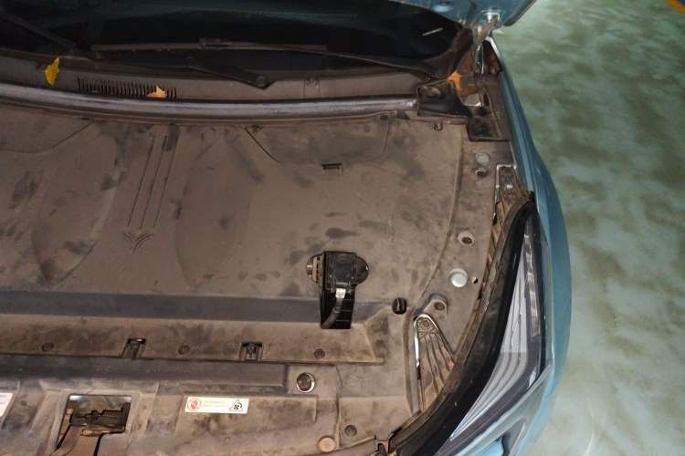 Used NETA U 2021 Pro 610 Fire-Seeking Edition Engine Bay Left
