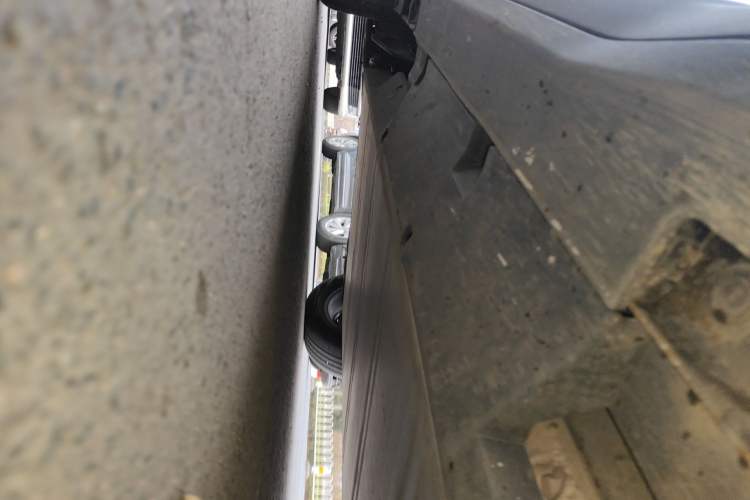 Used NETA U 2021 Pro 500 Global Edition Chassis Front Right