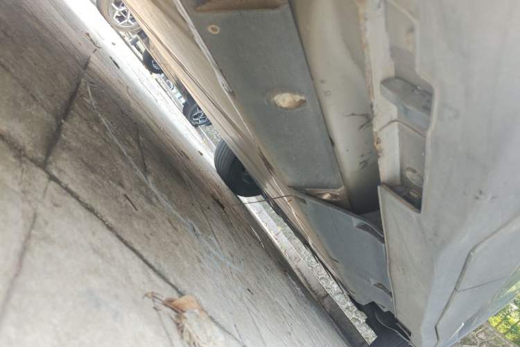 Used NETA U 2021 Pro 500 Global Edition Chassis Rear Right
