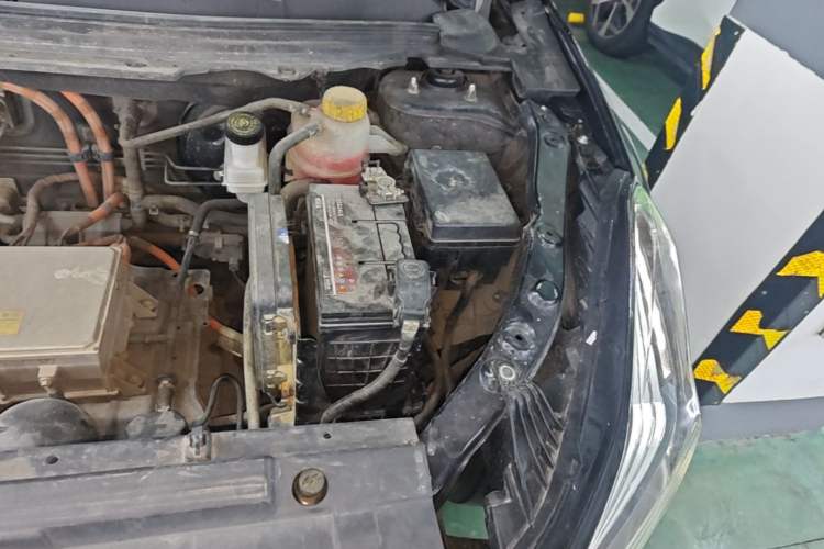 Used NETA U 2021 Revised Pro 400 Premium Driving Edition Engine Bay Left