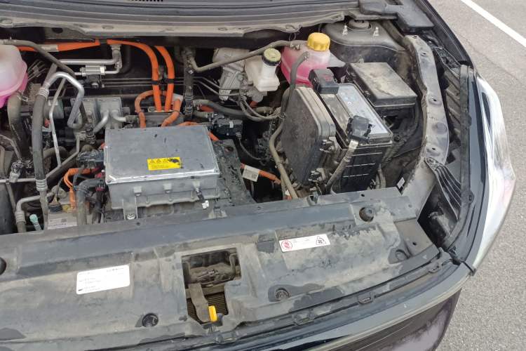 Used NETA U 2021 Pro 500 Global Edition Engine Bay Left
