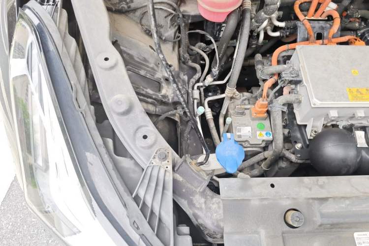 Used NETA U 2021 Pro 400 Industry Custom Edition Engine Bay Right