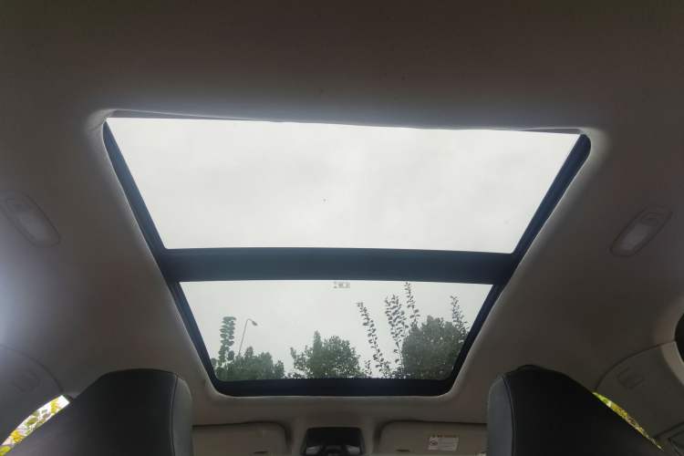 Used NETA U 2021 Pro 610 Industry Custom Edition Interior 10