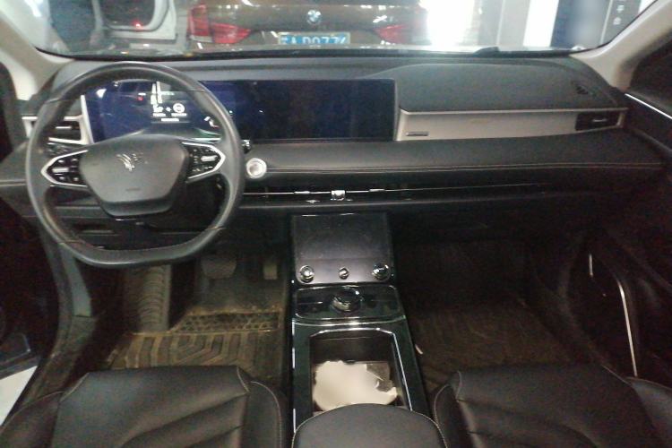 Used NETA U 2021 Pro 500 Lunar Edition Interior 3
