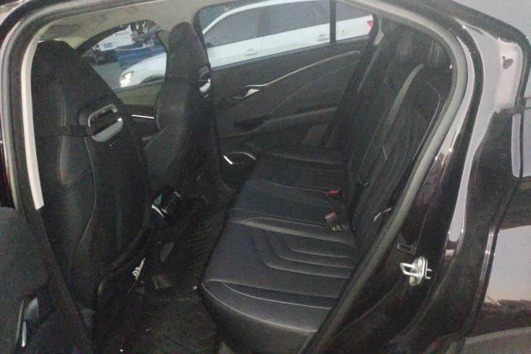 Used NETA U 2021 Pro 500 Lunar Edition Interior 4