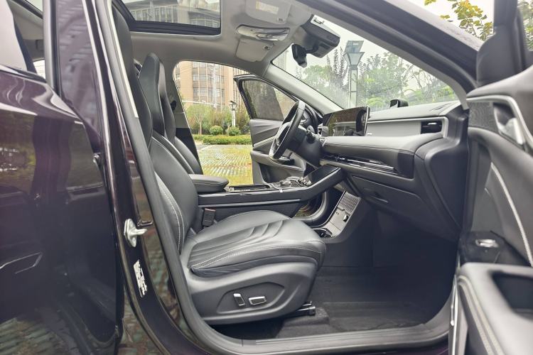 Used NETA U 2021 Pro 610 Industry Custom Edition Interior 7