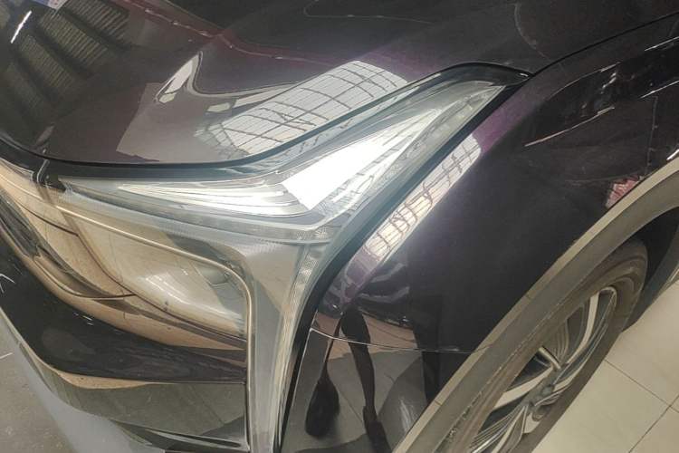 Used NETA U 2021 Revised Pro 400 Premium Driving Edition Left Front Headlight