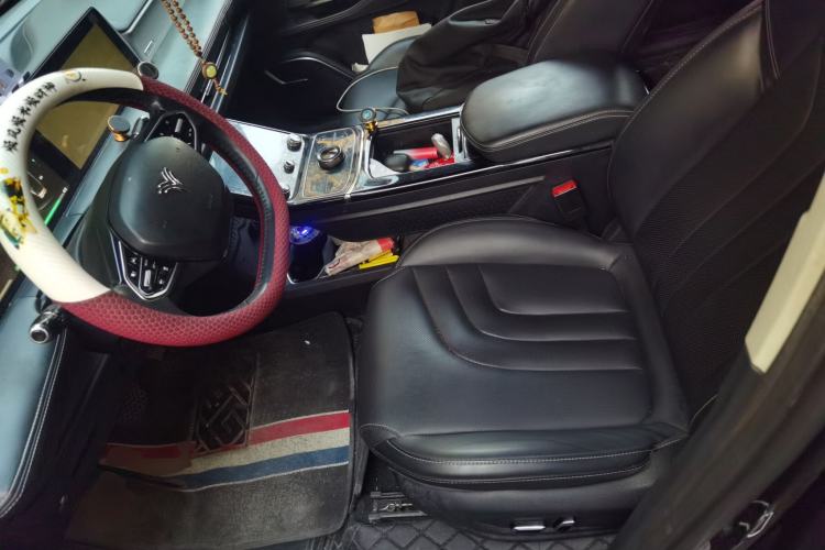 Used NETA U 2021 Pro 500 Global Edition Left Front Seat