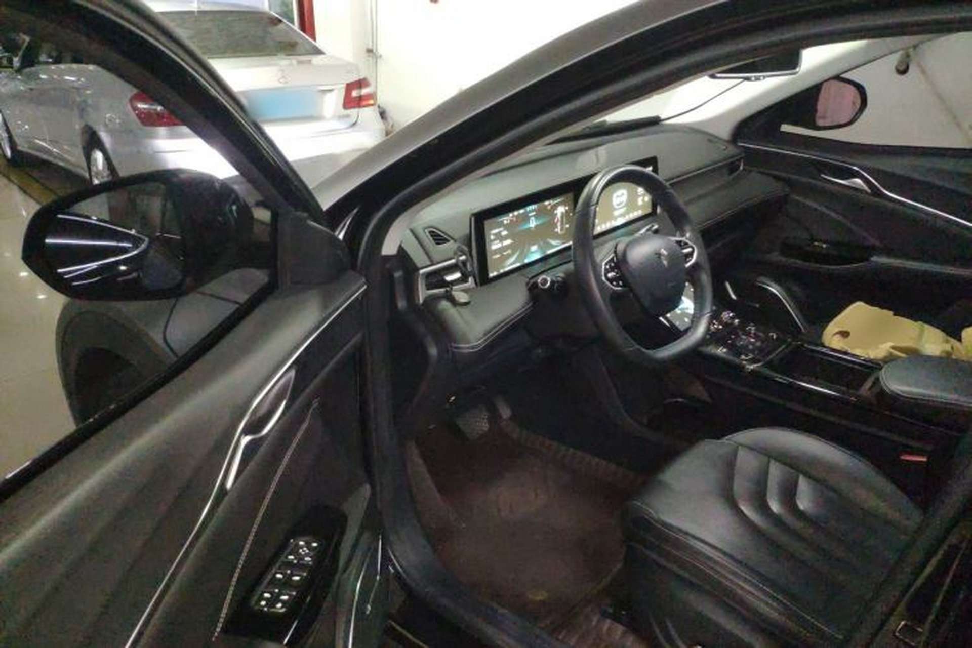 Used NETA U 2021 Pro 500 Lunar Edition Left Front Seat