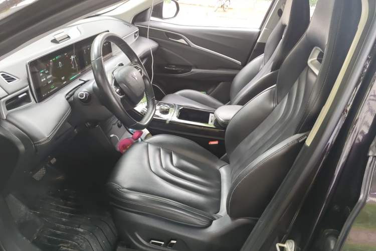 Used NETA U 2021 Pro 400 Industry Custom Edition Left Front Seat