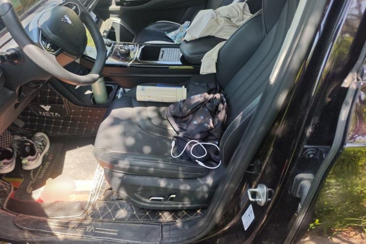 Used NETA U 2021 Pro 400 Cruiser Edition Left Front Seat