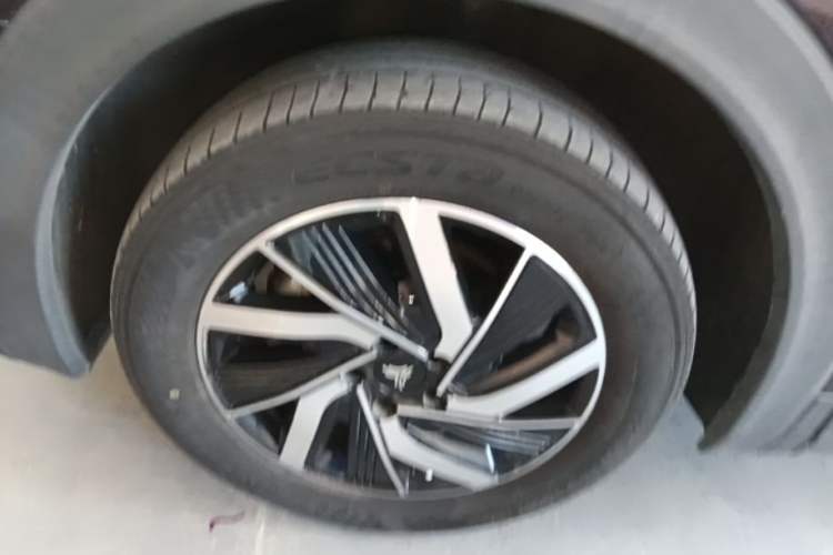 Used NETA U 2021 Pro 400 Cruiser Edition Left Front Wheel Hub