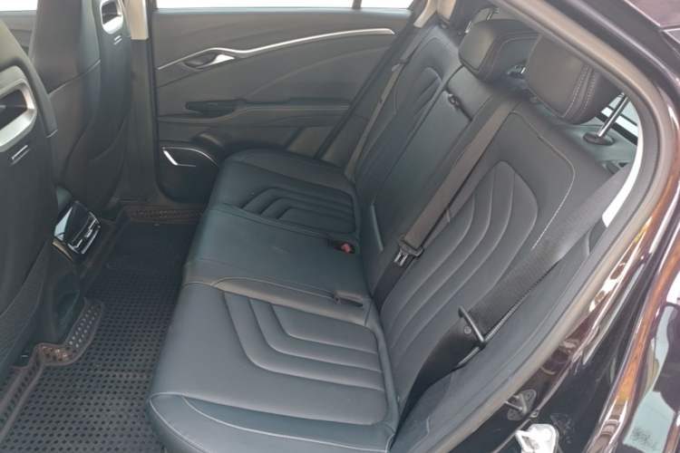 Used NETA U 2021 Pro 400 Cruiser Edition Left Rear Seat