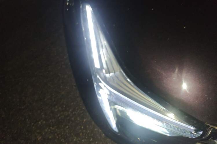 Used NETA U 2021 Pro 500 Lunar Edition Right Front Headlight