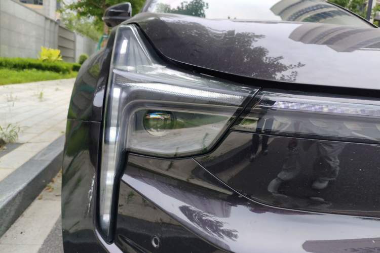 Used NETA U 2021 Pro 500 Global Edition Right Front Headlight