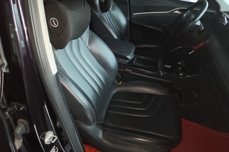 Used NETA U 2021 Pro 400 Cruiser Edition Right Front Seat