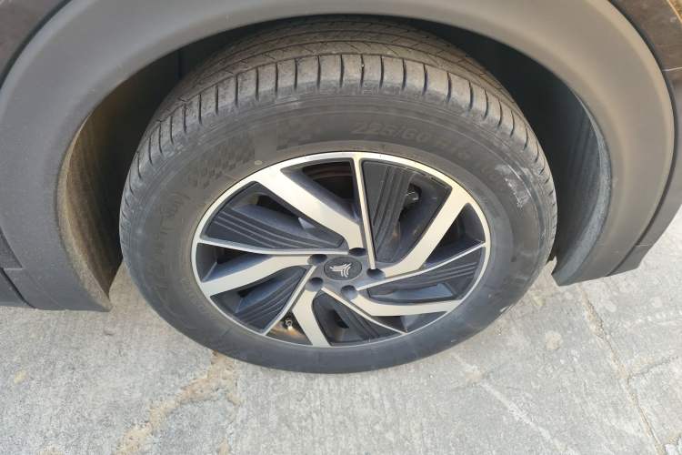 Used NETA U 2021 Pro 400 Cruiser Edition Right Front Wheel Hub