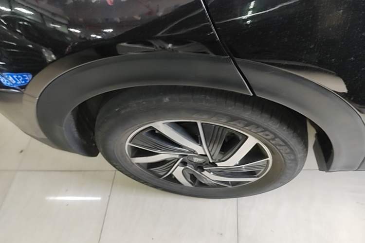 Used NETA U 2021 Pro 400 Cruiser Edition Right Rear Wheel Hub