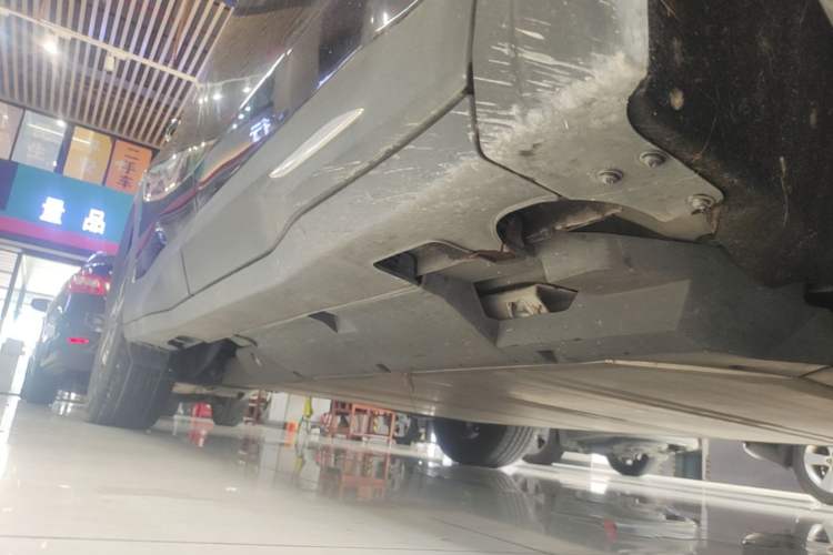 Used NETA U 2021 Revised Pro 400 Premium Driving Edition Right Side Sill