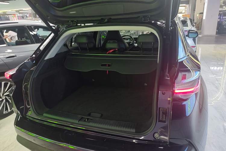 Used NETA U 2021 Pro 500 Global Edition Trunk