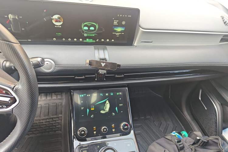 Used NETA U 2021 Pro 500 Lunar Edition Audio And AC Panel