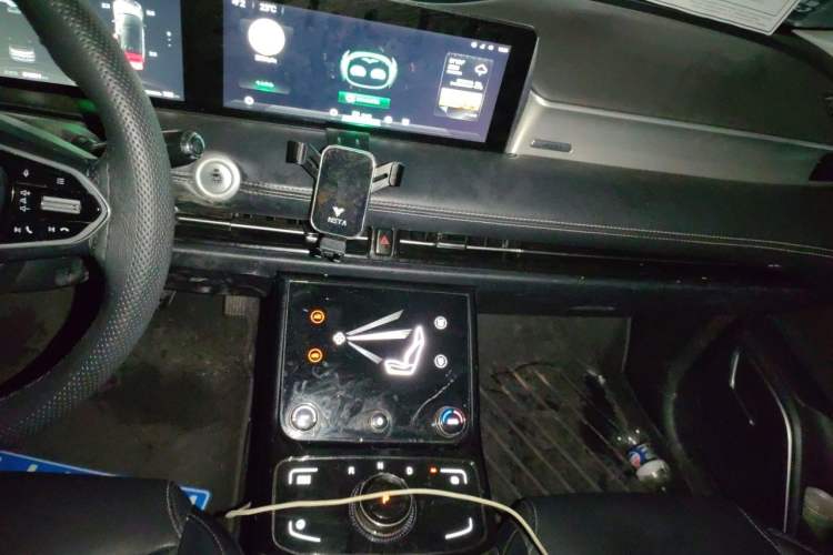 Used NETA U 2021 Revised Pro 400 Premium Driving Edition Audio And AC Panel