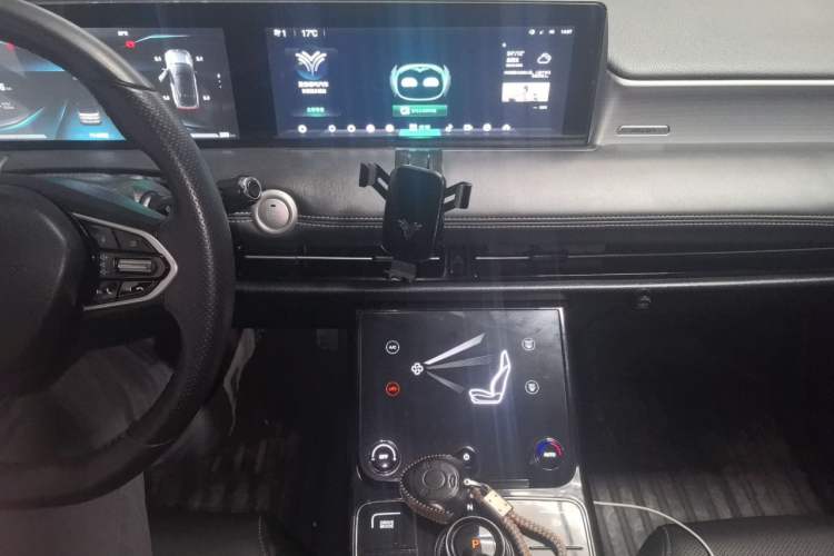 Used NETA U 2021 Pro 400 Cruiser Edition Audio And AC Panel