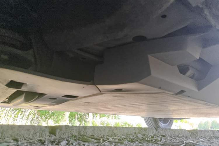 Used NETA U 2021 Pro 500 Global Edition Chassis Front Left