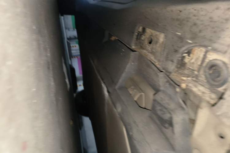 Used NETA U 2021 Pro 500 Global Edition Chassis Front Right