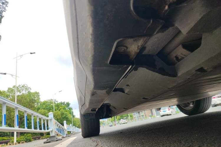Used NETA U 2021 Pro 610 Fire-Seeking Edition Chassis Front Right