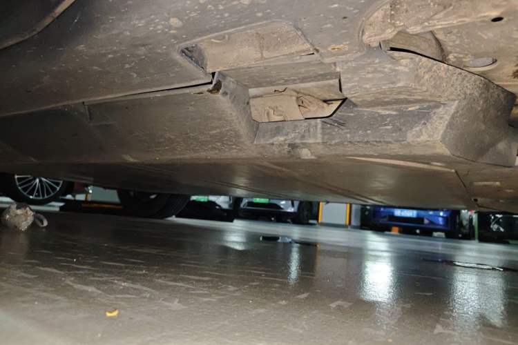 Used NETA U 2021 Pro 400 Cruiser Edition Chassis Front Right