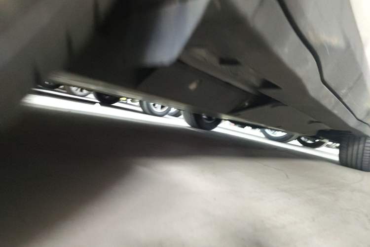 Used NETA U 2021 Pro 500 Global Edition Chassis Rear Right