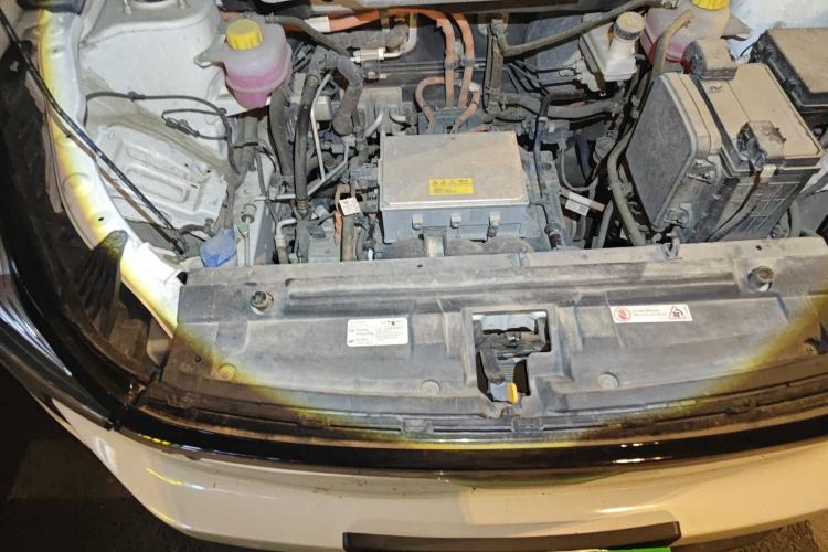Used NETA U 2021 Revised Pro 400 Industry Custom Edition Engine Bay