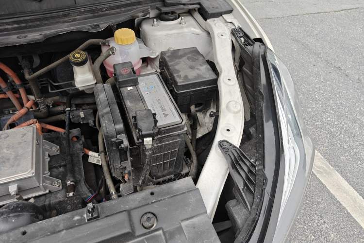 Used NETA U 2021 Pro 400 Industry Custom Edition Engine Bay Left