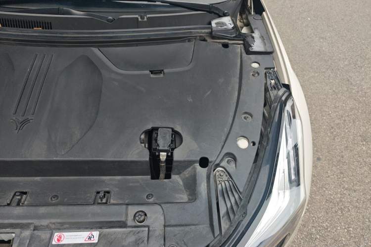 Used NETA U 2021 Pro 500 Global Edition Engine Bay Left