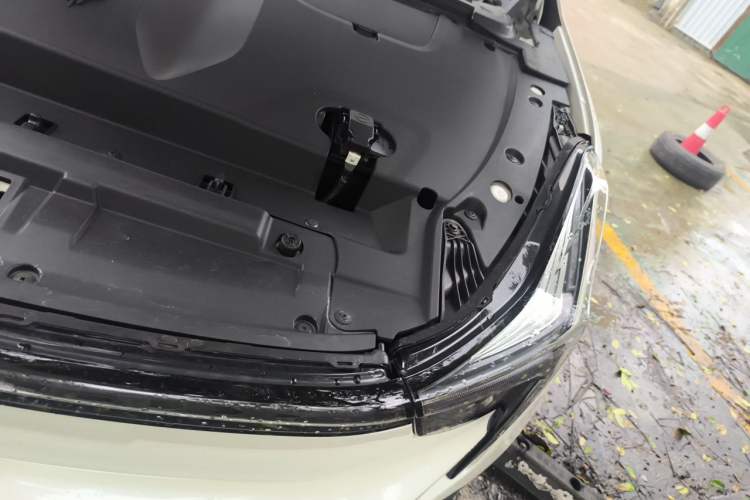 Used NETA U 2021 Pro 500 Industry Custom Edition Engine Bay Left