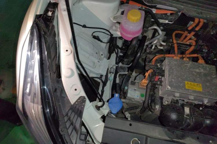 Used NETA U 2021 Revised Pro 400 Premium Driving Edition Engine Bay Right