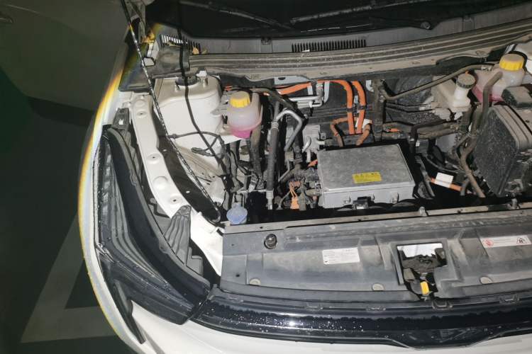 Used NETA U 2021 Pro 400 Cruiser Edition Engine Bay Right