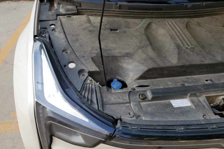 Used NETA U 2021 Pro 400 Cruiser Edition Engine Bay Right