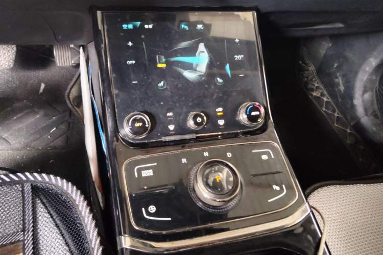 Used NETA U 2021 Pro 500 Global Edition Gear Lever