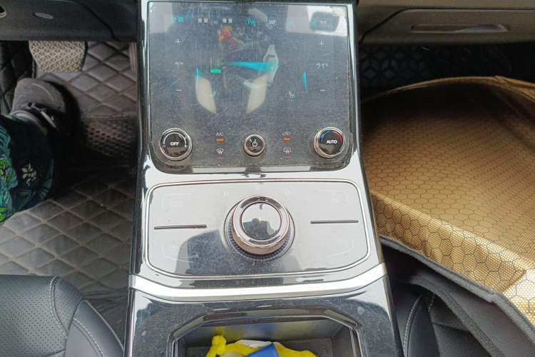 Used NETA U 2021 Pro 500 Industry Custom Edition Gear Lever
