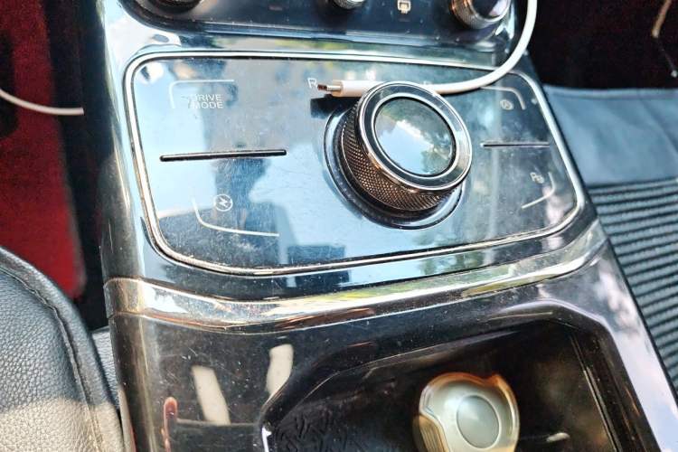 Used NETA U 2021 Pro 500 Global Edition Gear Lever