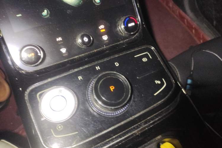 Used NETA U 2021 Pro 500 Global Edition Gear Lever
