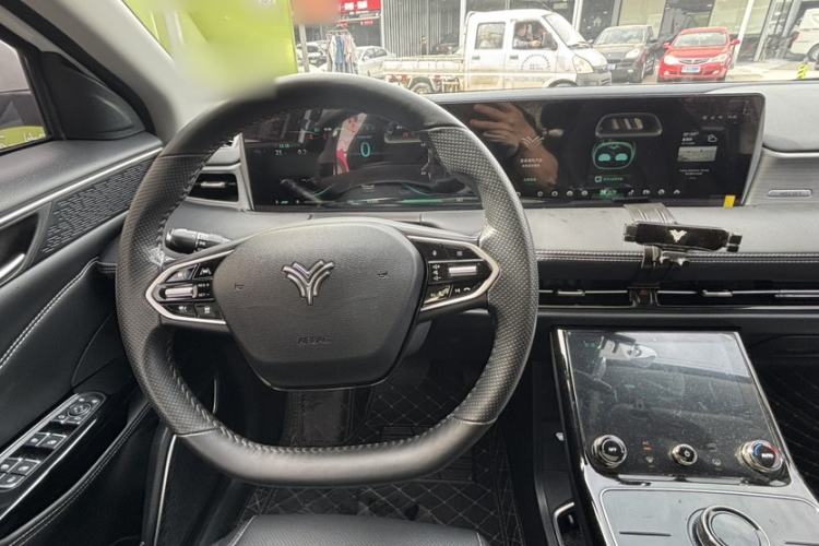 Used NETA U 2021 Pro 500 Lunar Edition Interior 2