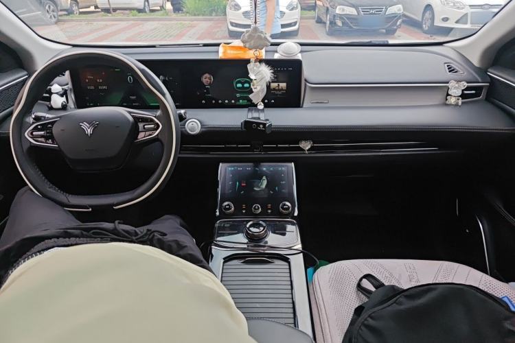 Used NETA U 2021 Pro 500 Lunar Edition Interior 2
