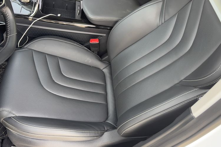 Used NETA U 2021 Pro 500 Lunar Edition Interior 6