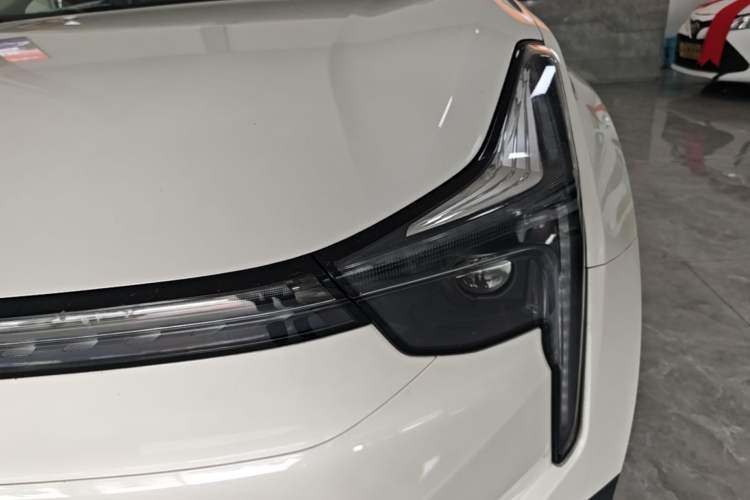 Used NETA U 2021 Pro 400 Premium Driving Edition Left Front Headlight