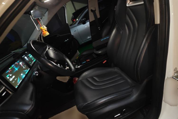 Used NETA U 2021 Pro 400 Cruiser Edition Left Front Seat