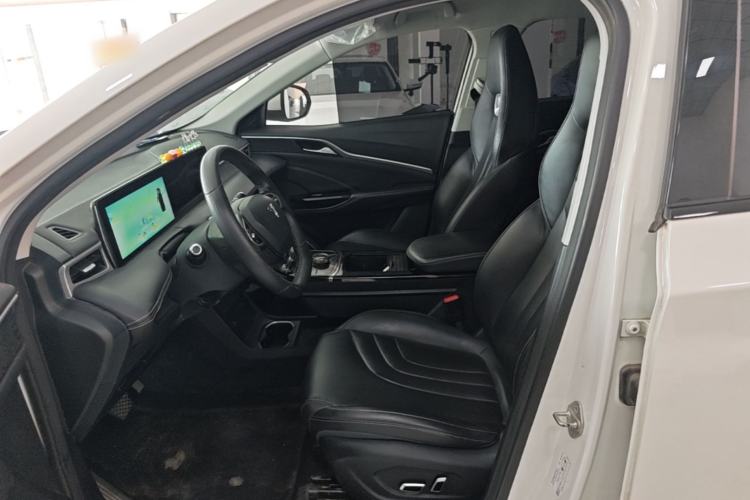 Used NETA U 2021 Pro 400 Premium Driving Edition Left Front Seat